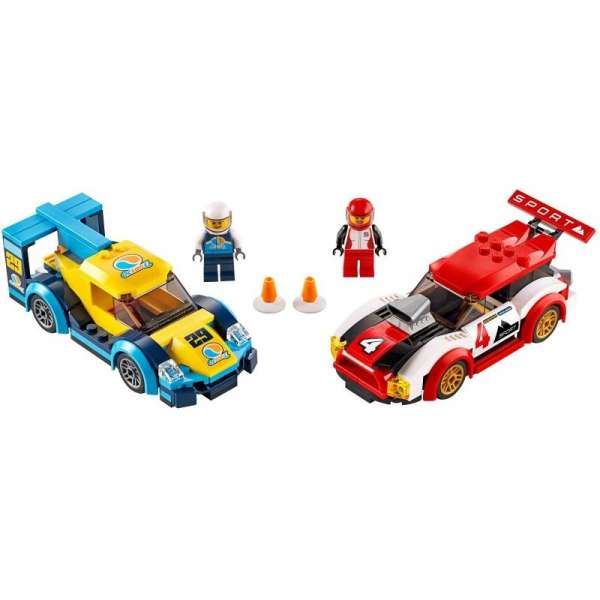 trkaći automobili 